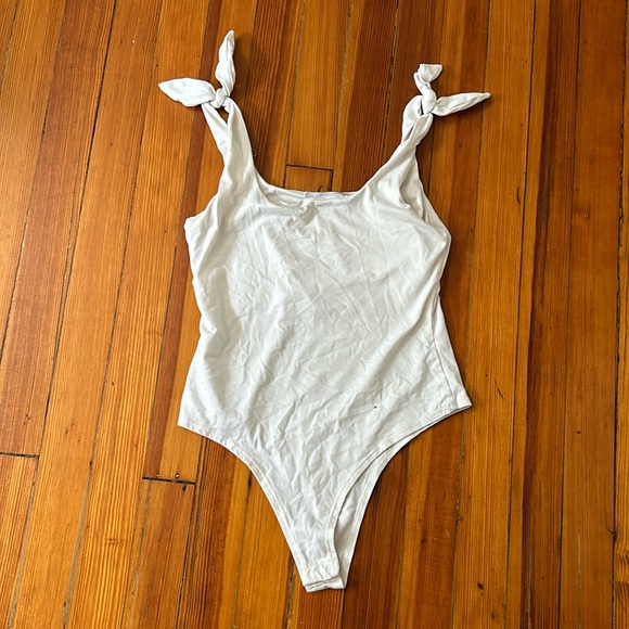 gaze Tops - White bodysuit tank top